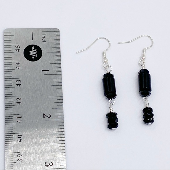 Black Glass Stone Dangle Earrings - Picture 4 of 5